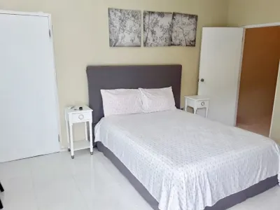 Single Room Studio/ with Pool access! Hotels near Fletcher's Grove Baptist Church