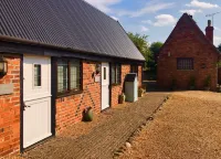Hunt House Quarters Hotels in Crick