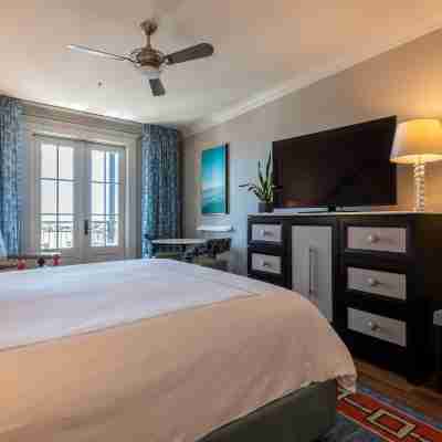 The Pearl Hotel Rooms