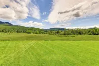 Mtn-View Home 6 Mi to Jay Peak Resort Fish and Hike - Wifi