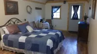 Lonesome Dove Ranch Hotels in Marion