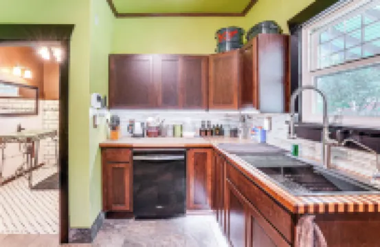 2 Mi to Downtown Spokane: Nurse-ready Rental