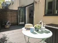 6 the Pottery Hotels in Strete