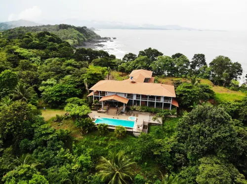 Punta Duarte Garden Inn Hotels in Mariato