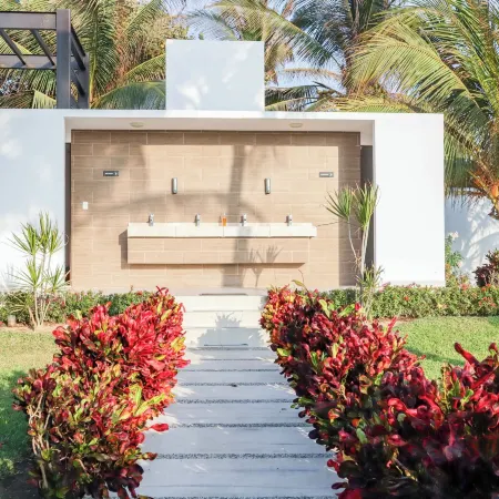 Dream Diamante with Beach Club