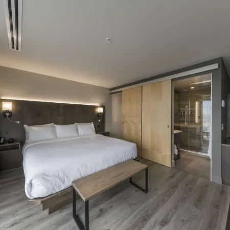 Hôtel & Suites Normandin Lévis Отели в г. Леви