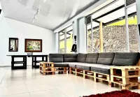 La Vista EcoHouse Hotels in Tenza