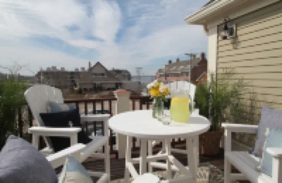 The Newport Lofts - 543 Thames Street