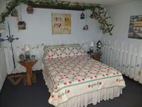 Cupola Inn Bed & Breakfast Hotels in Mason City