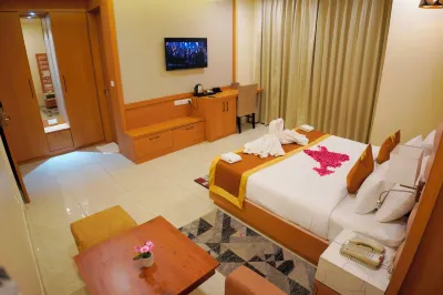 Hotel Cheer Royale