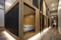 The Raging Elk Adventure Lodging Hotels in East Kootenay A