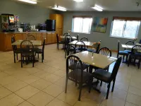 Rock Creek Hotel - Motels