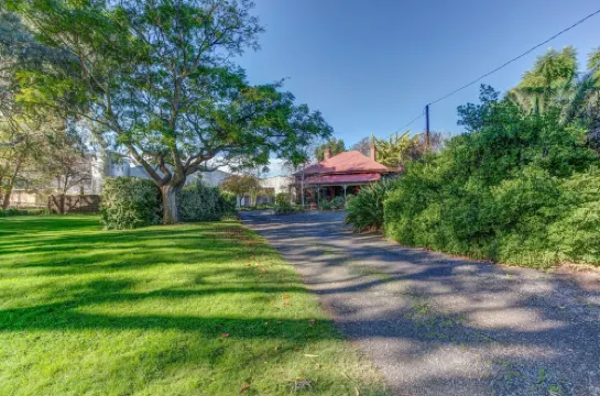 泰能達住宿加早餐旅館