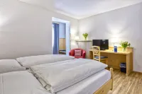 Hotel Heigl Các khách sạn gần Bavarian Film Studio