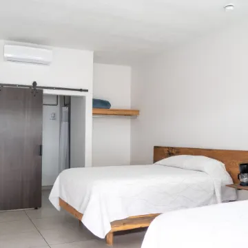 Hotel Marea Baja