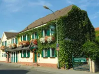 Landhaus Alte Scheune Hotels near Harheim
