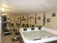 Appart'Hôtel les Tilleuls - سبا