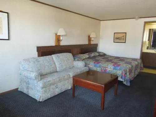 Xenia Country Inn Hotels in Cedarville