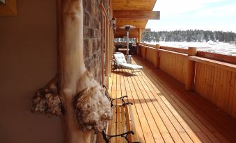 The Lodge at Duck Creek