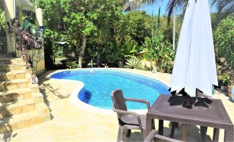 2 Bedroom 'Bird Watching Vacation' Villa - Housity
