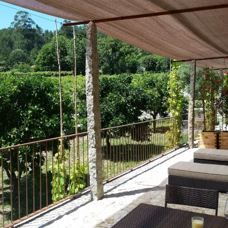 Casas do Monte de Roques