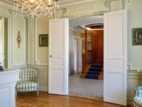 Le Clos De Bourgogne Hotels in Moulins