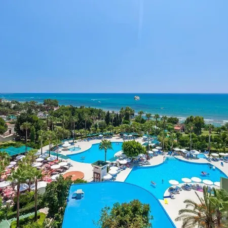 Iz Flower Side Beach Hotel