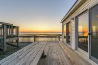 Bayfront Cape May Vacation Rental w/ Beach Access