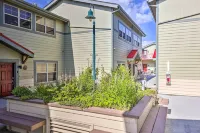 7 Mi to Slopes Main Street Condo in Dillon - Pet friendly