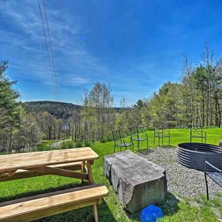 Fire Pit + Gas Grill: Secluded Studio in Milford!