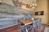Hot Tub, Game Room & Sauna: Ruidoso Hideaway! - bar
