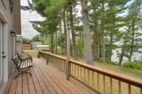 Lakefront Chetek Haven Dock, Screened Gazebo