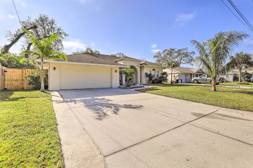 Dog-Friendly Home w/ Pool & Yard in Bradenton - 3-Star
