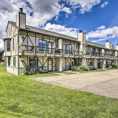 3-Story Home w/ Balcony ~ 6 Mi to Winter Park!