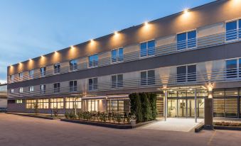 Hotel Mondo