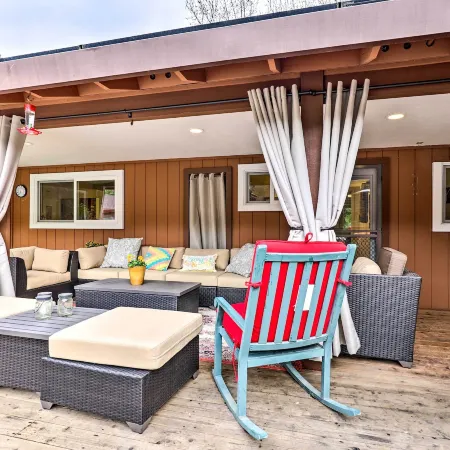 Wine Country Retreat at Private Creekside House!