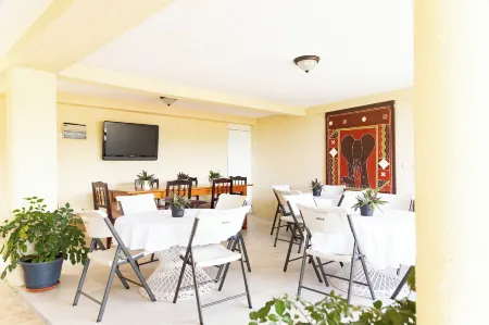 La Maison 29 Отели в г. Канфилд