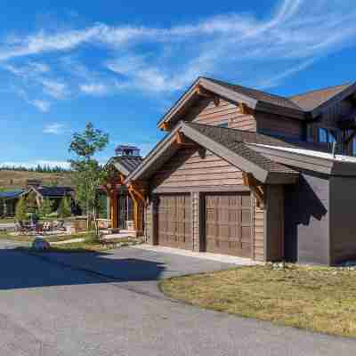 312 Shores Lane Hotel Exterior