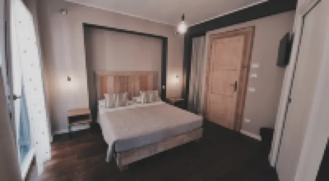 Bardoliners || B&B Bardolino centro storico