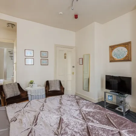 Crossways Hotels in Pickering