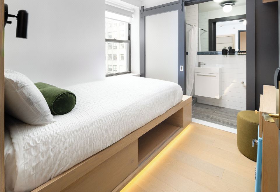 뉴욕의 아침을 시작하는 조식 서비스