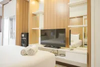 Nice and Cozy Studio at Cinere Resort Apartment - Gym