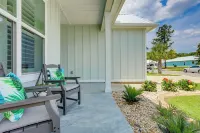 Bright Foley Home w/ Patio - 7 Mi to Wharf & Beach - WiFi