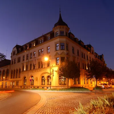 Hotel Kaiserhof Отели рядом с достопримечательностью «Шенфельд-Вайссиг»