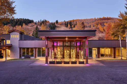 The Inn at Aspen - breakfast