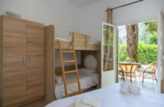 Wilde Rose Hotel