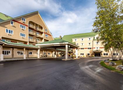 Grand Summit Hotel