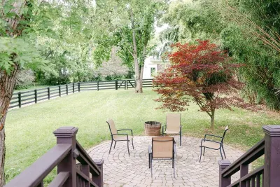 Stylish private home, 1 mile from Historic Downtown Franklin, TN Hotels near Franklin on Foot