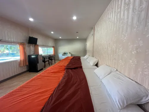 Tungdindum Farm Stay Hotels in Ban Pong