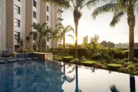 Premier Hotel O.R. Tambo - ที่มีสระว่ายน้ำ
